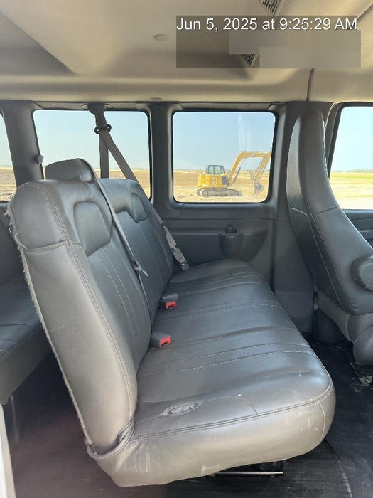 2023 CHEVROLET Express Van - Rental