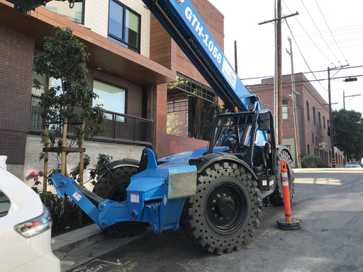 2019 GENIE GTH-1056