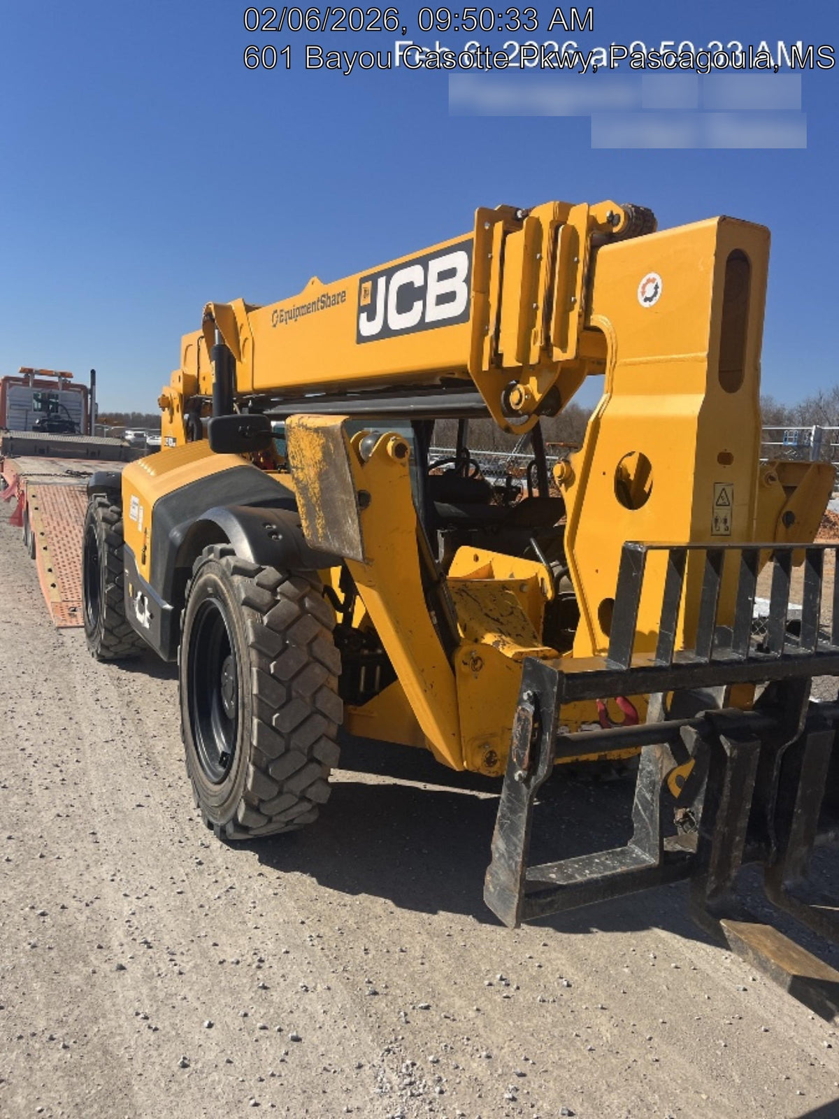 2023 JCB 510-56