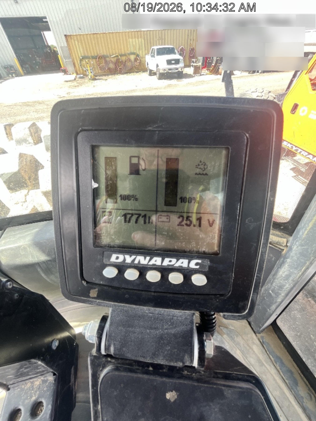 2023 DYNAPAC CA2500PD