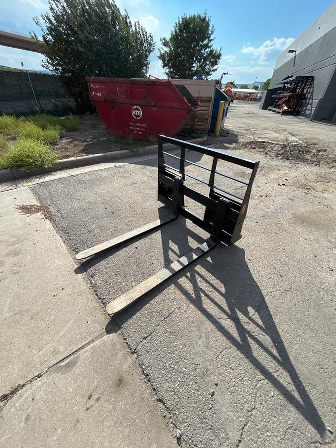 2025 ARROW MATERIAL HANDLING F5100CB