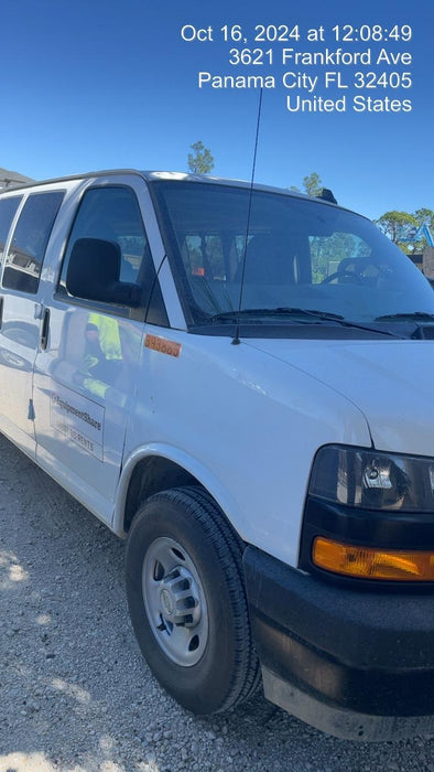 2023 CHEVROLET Express Van - Rental