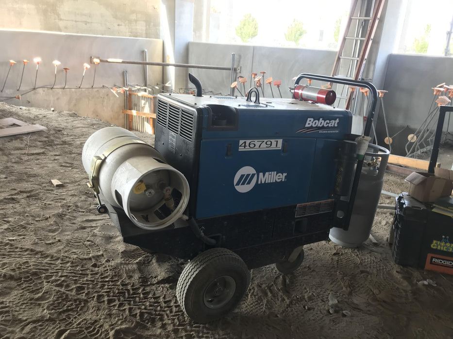 2019 Miller Electric BOBCAT 250 Standard w/Running Gear, Bracket, Hose