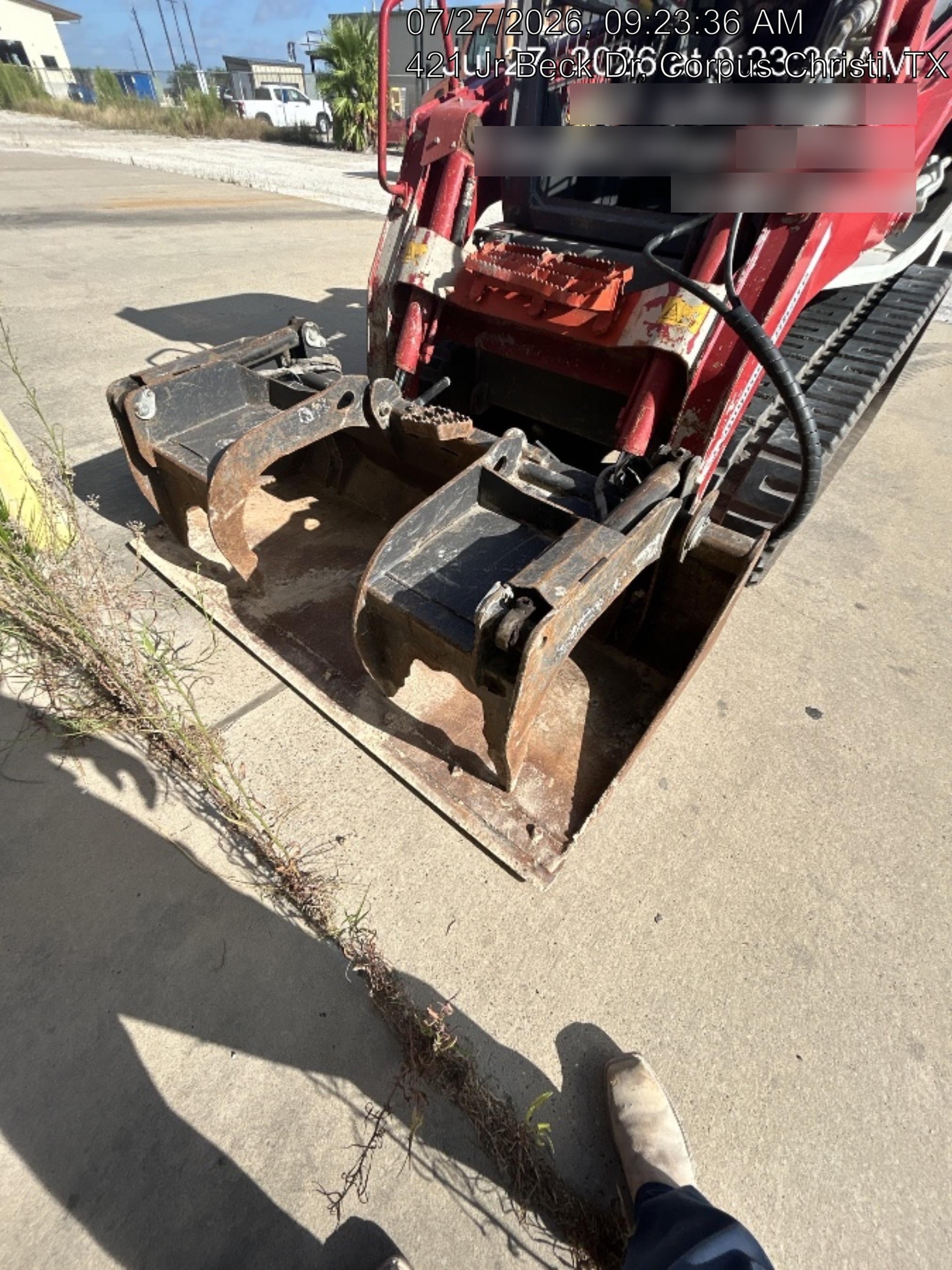 2018 PALADIN 76" Scrap Grapple Bucket - Paladin