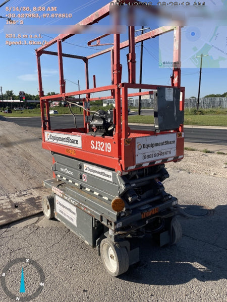 2020 Skyjack SJIII-3219 Solid NM Tires, Half height spring hinged entry gate, Dual Beacons, 800W Inverter