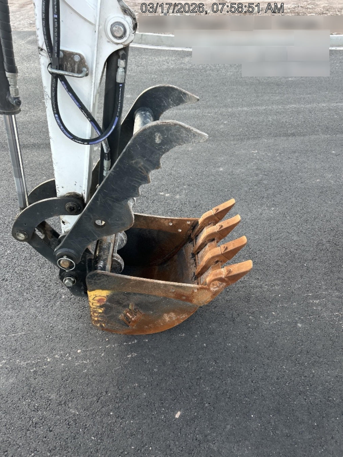 2025 TAG MANUFACTURING 18" HD Bucket - Tag