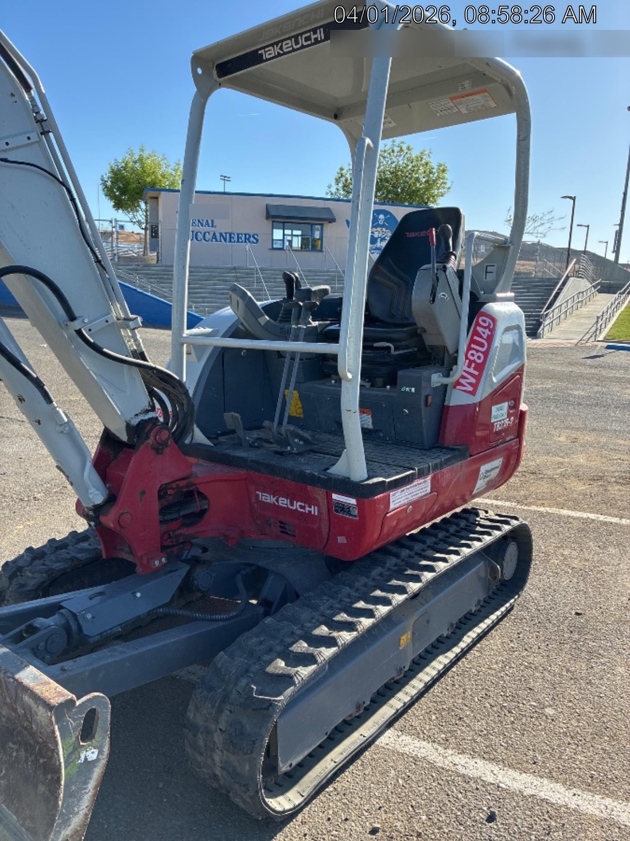 2024 TAKEUCHI TB235-2R