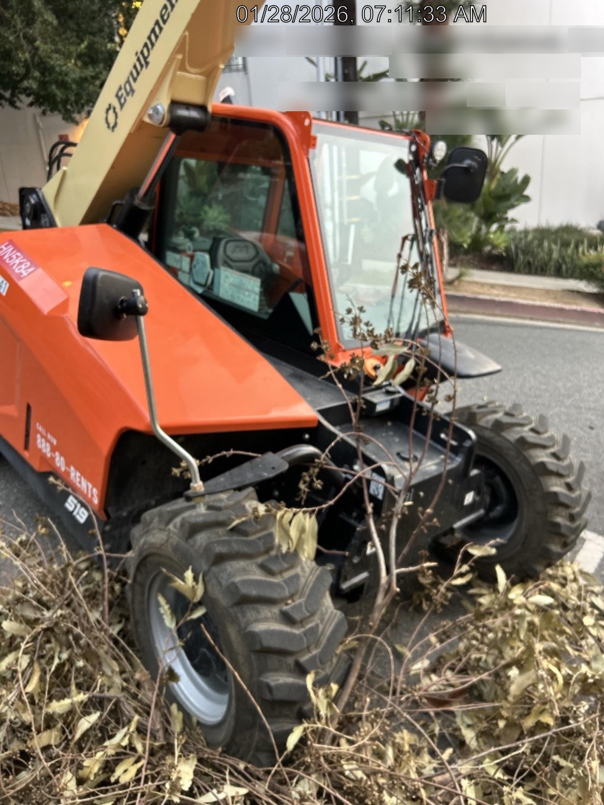 2025 JLG 519