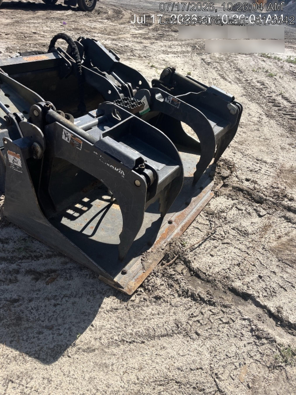 2020 PALADIN 72" Scrap Grapple Bucket - Paladin