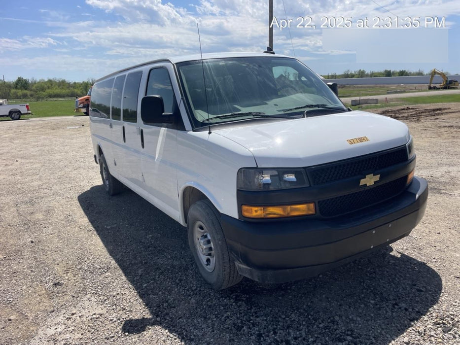 2023 CHEVROLET Express Van - Rental