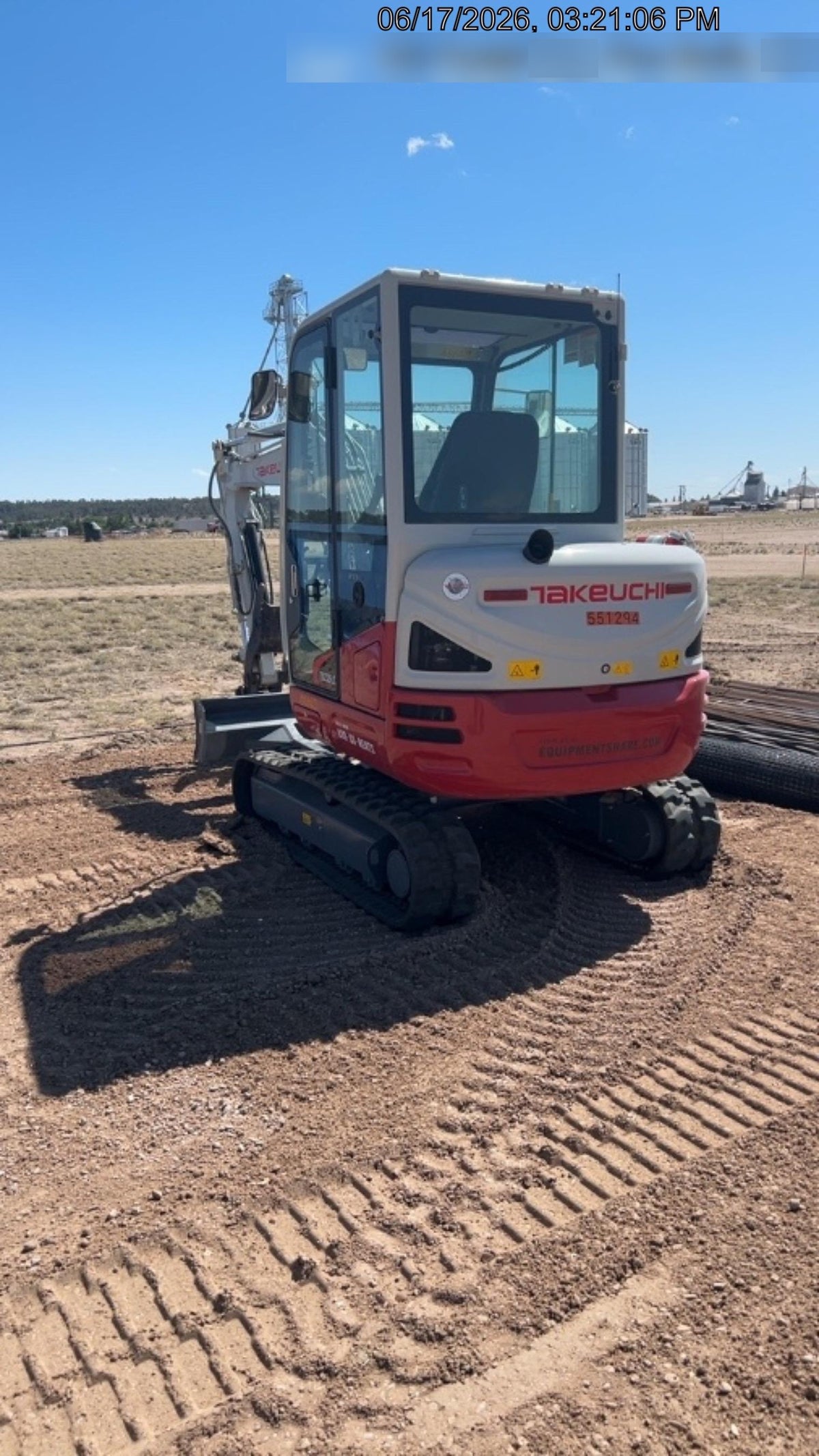 2025 TAKEUCHI TB235-2CR