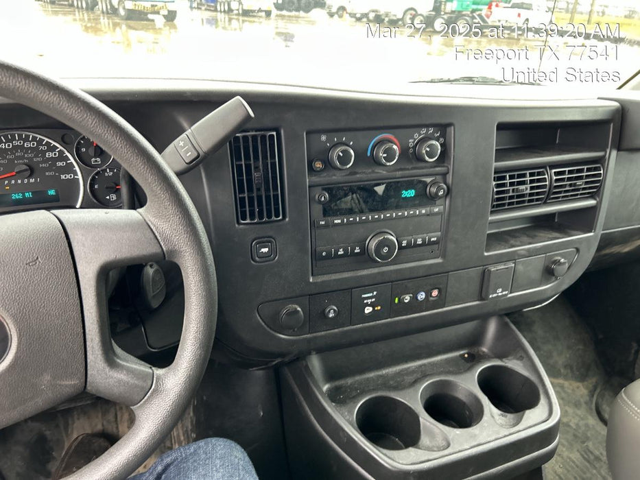 2024 CHEVROLET Express Van - Rental