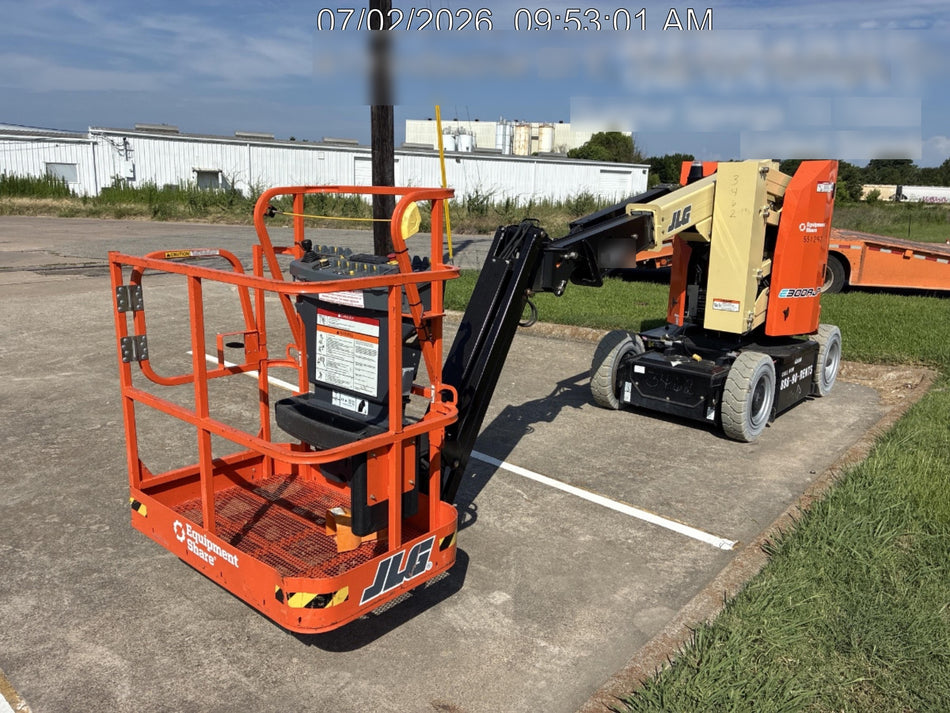 2025 JLG E300AJP