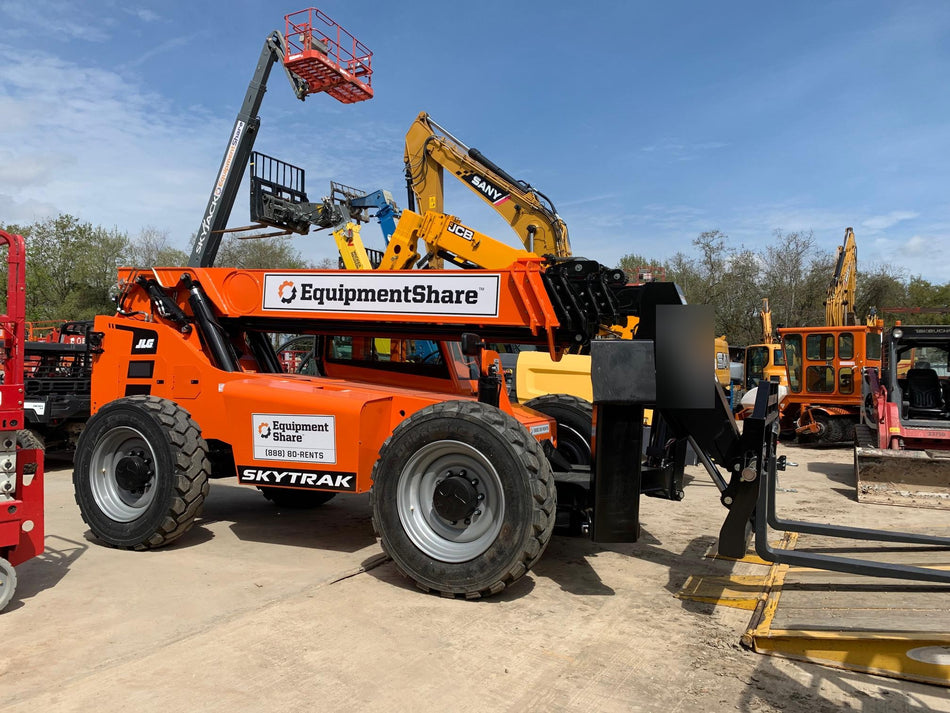 2021 JLG 12054