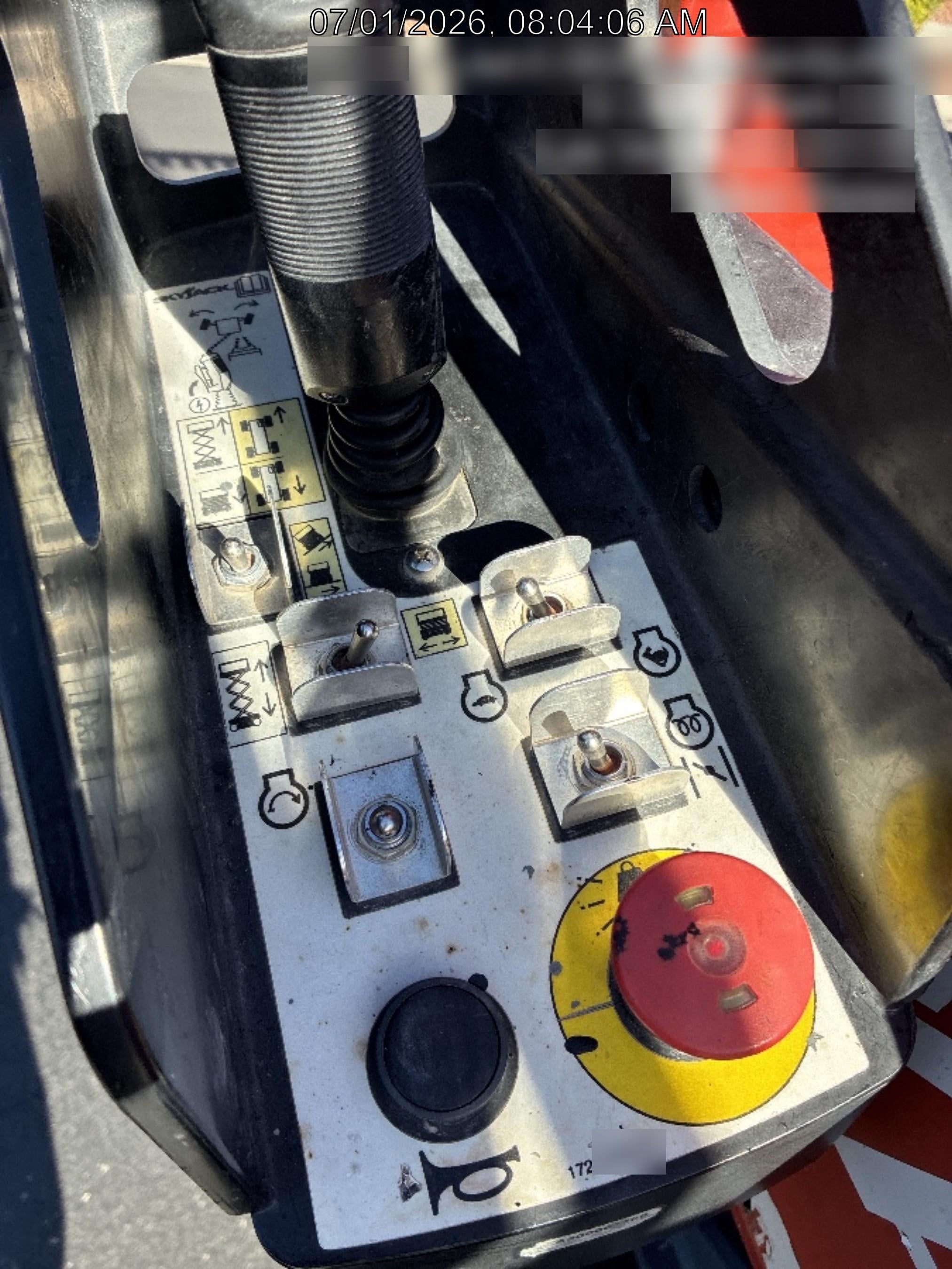 2024 SKYJACK SJ6826 RT