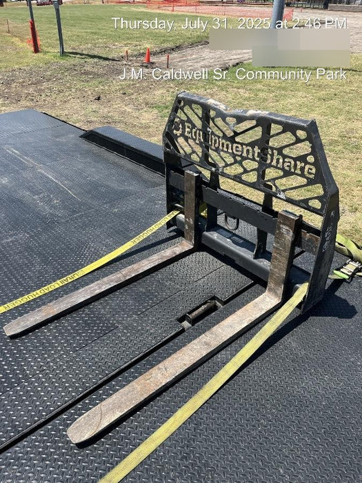 2024 PALADIN 48" Pallet Forks - Paladin