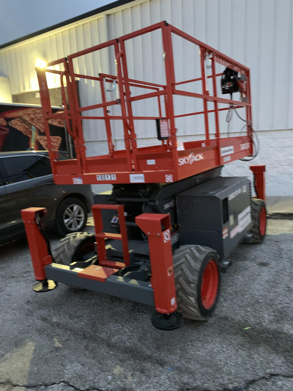 2021 SKYJACK SJ6832 RT