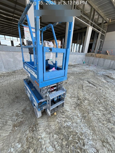 2021 GENIE GS-1330m