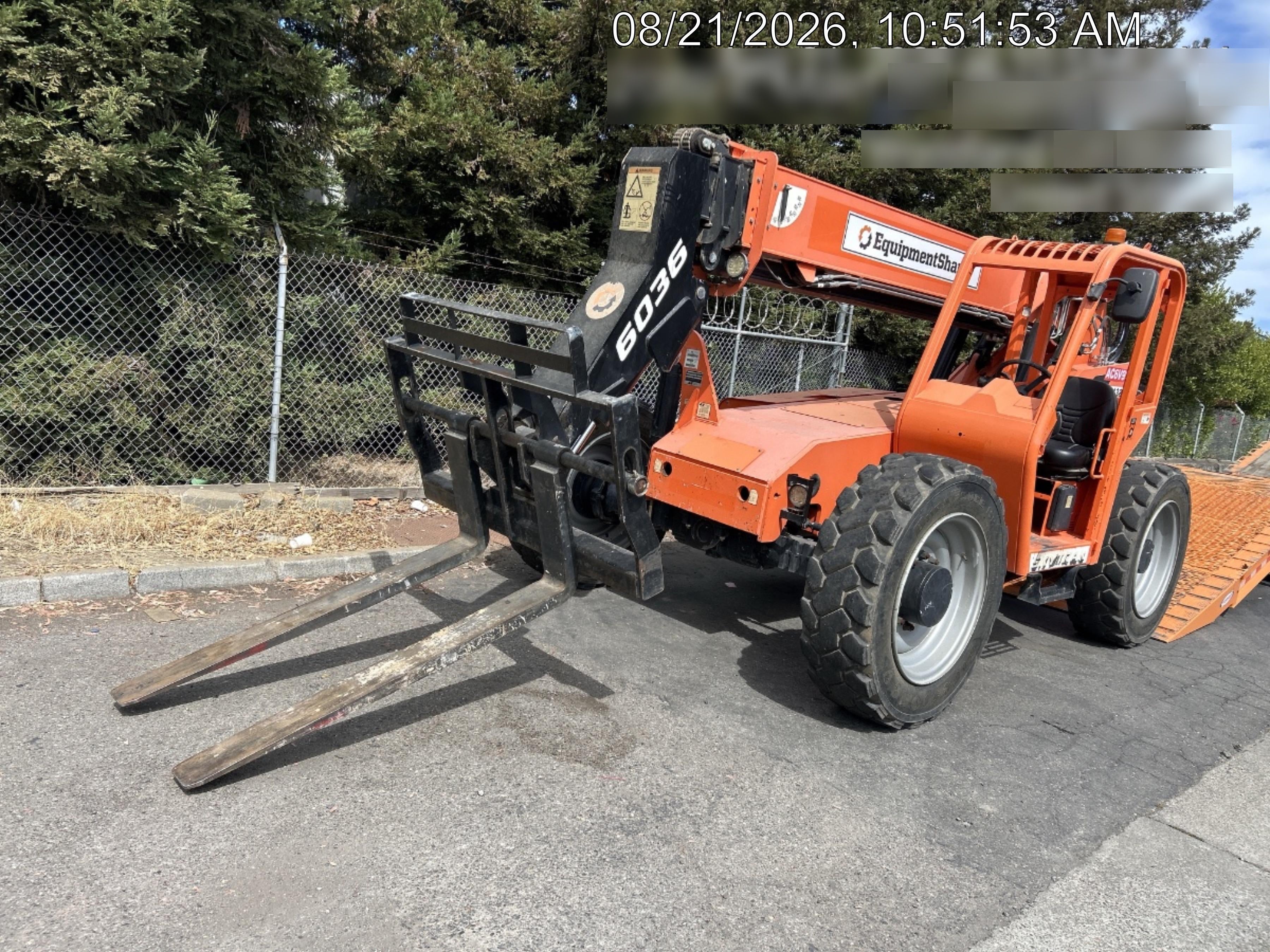 2021 JLG 6036