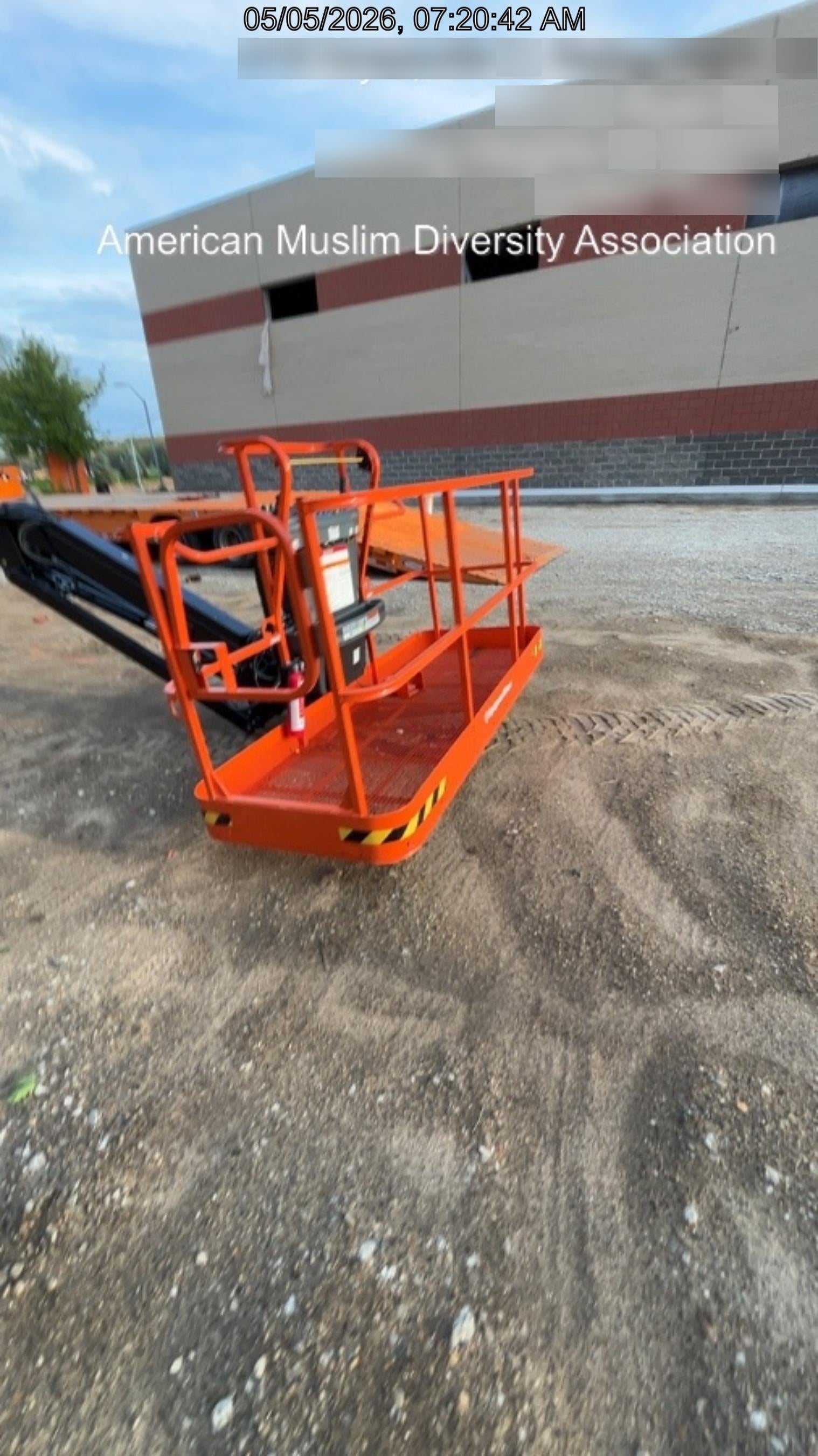 2025 JLG 660SJ