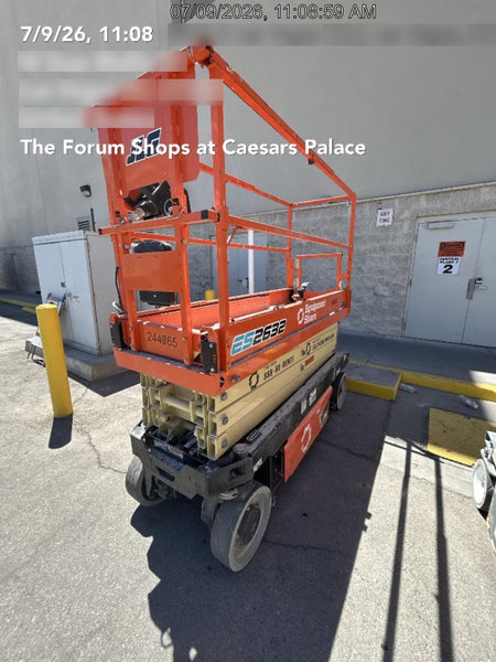 2022 JLG ES2632