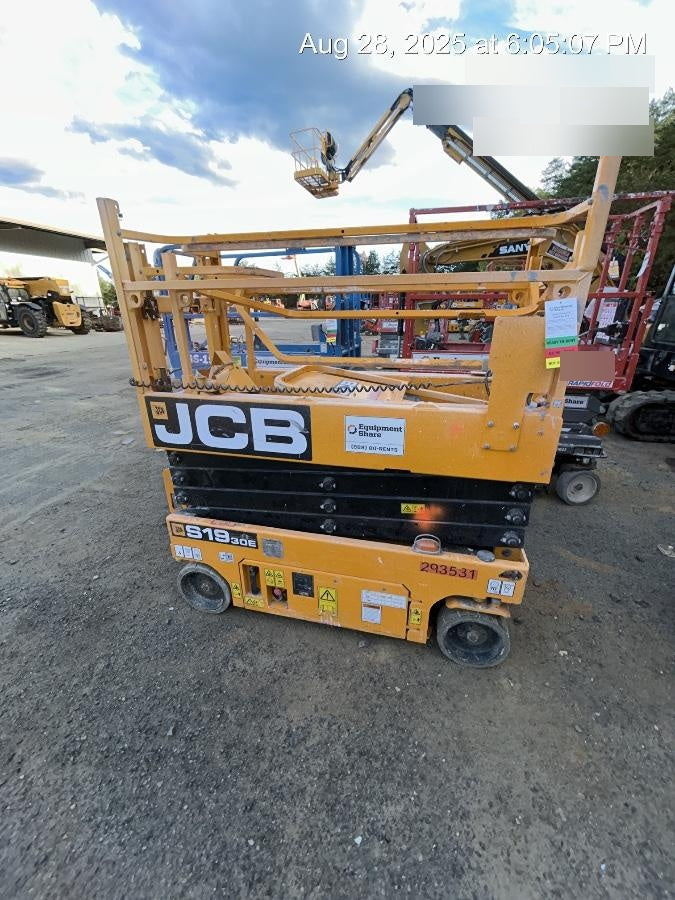 2023 JCB S1930E