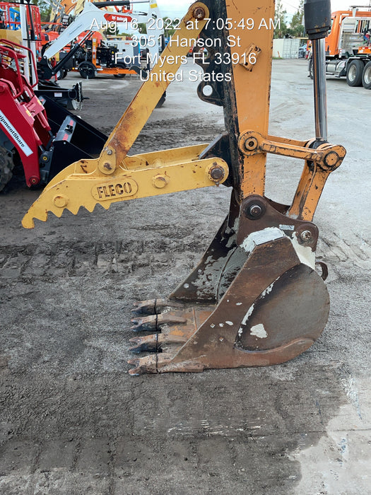 2017 Case CX80C CLOSED CAB, A/C,RUBBER TRACKS PADS,7'-2" ARM,THUMB