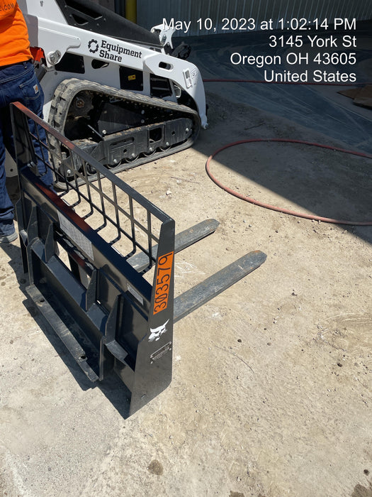 2023 BOBCAT 36" Mini Skid Steer Fork Carriage - Bobcat