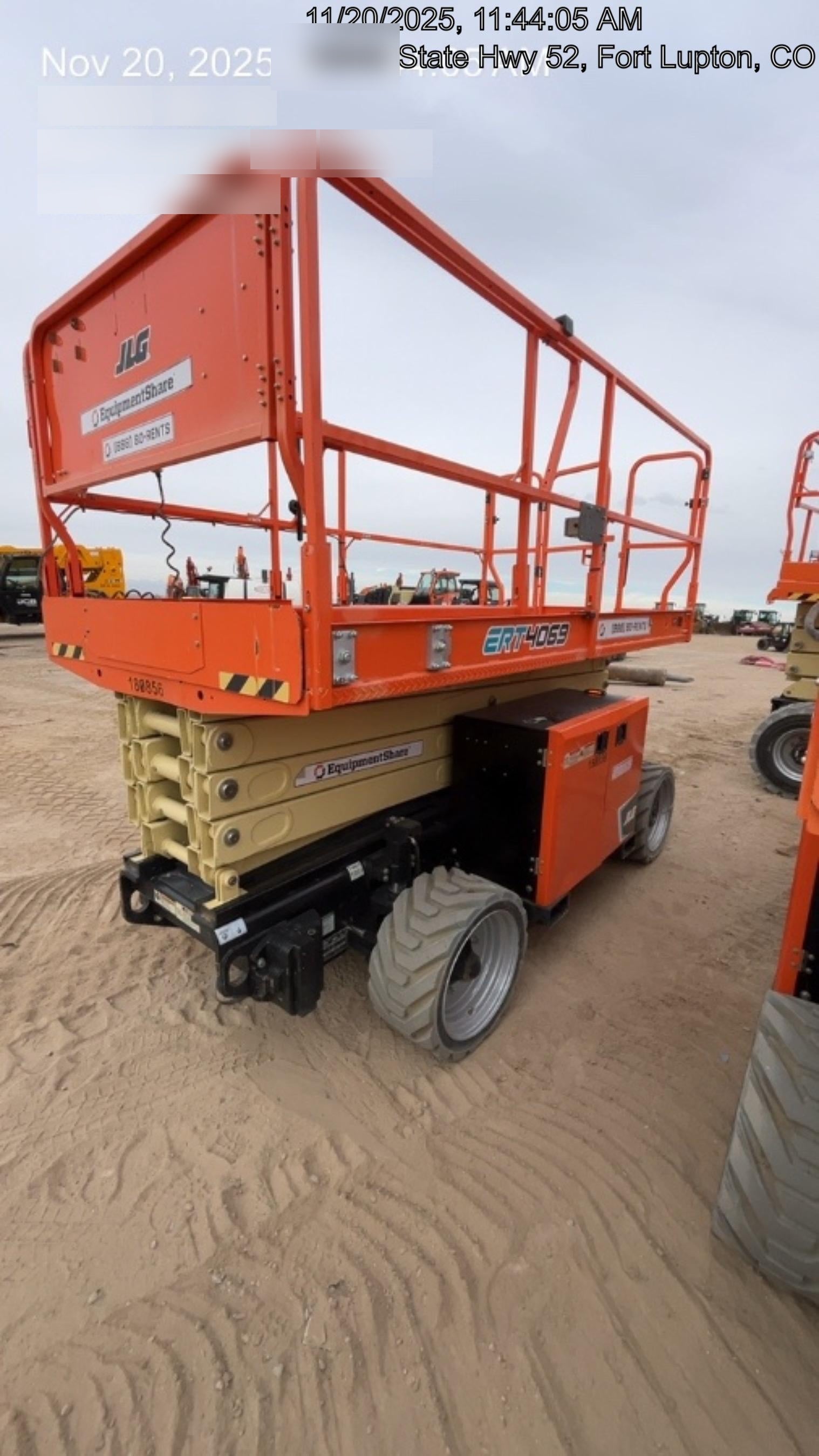 2021 JLG ERT4069