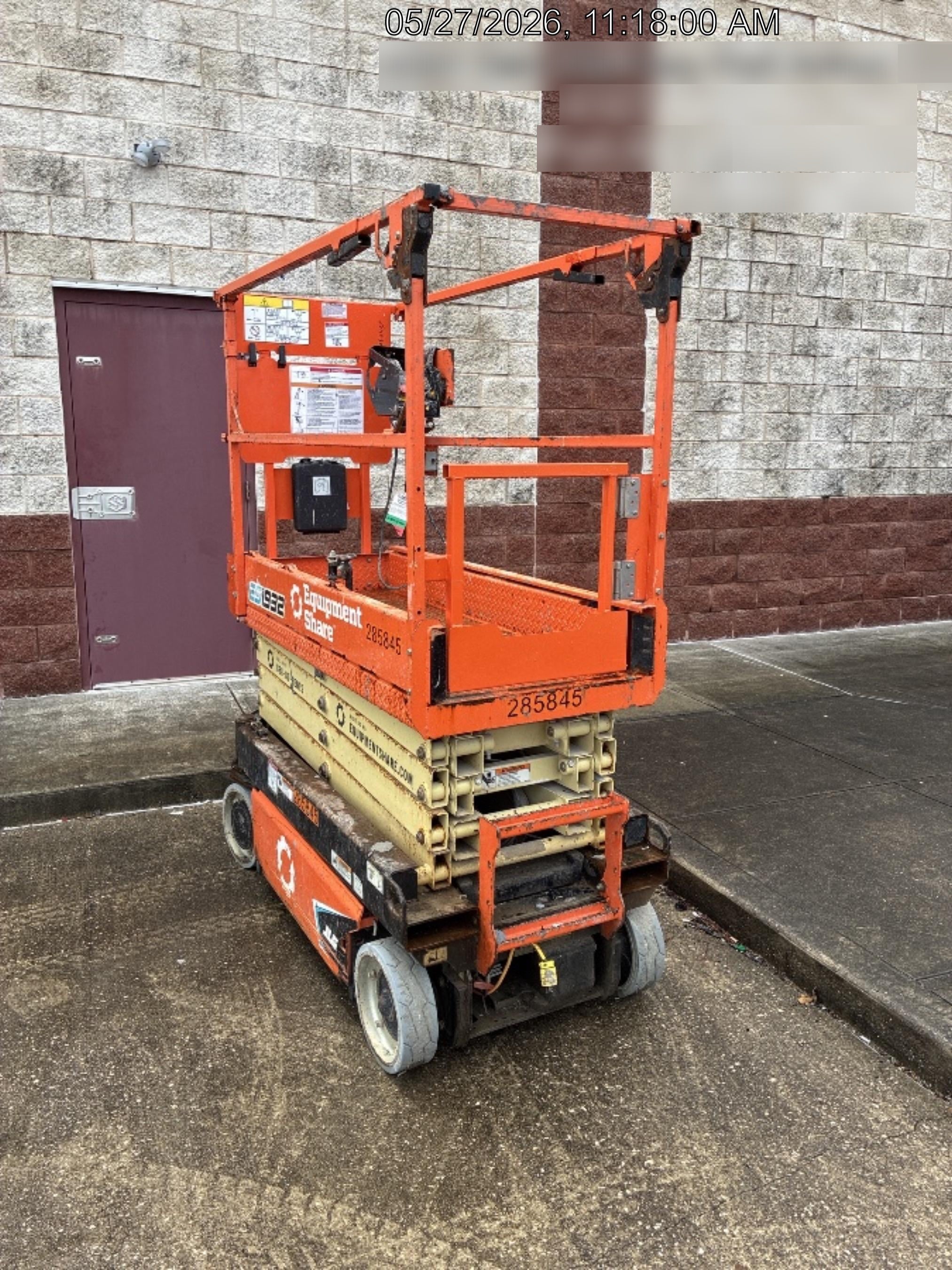 2022 JLG ES1932