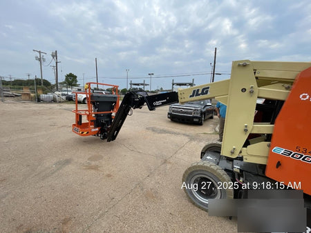 2025 JLG E300AJP