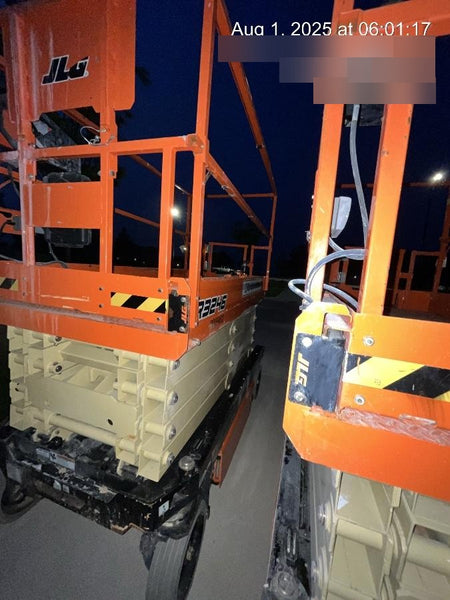 2022 JLG R3246