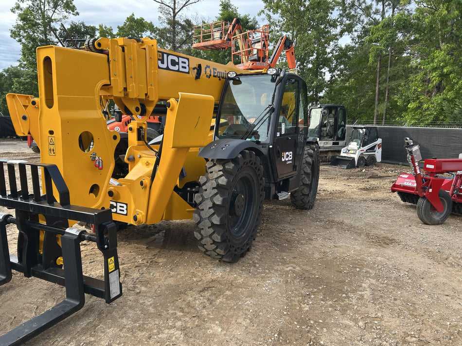 2026 JCB 512-56