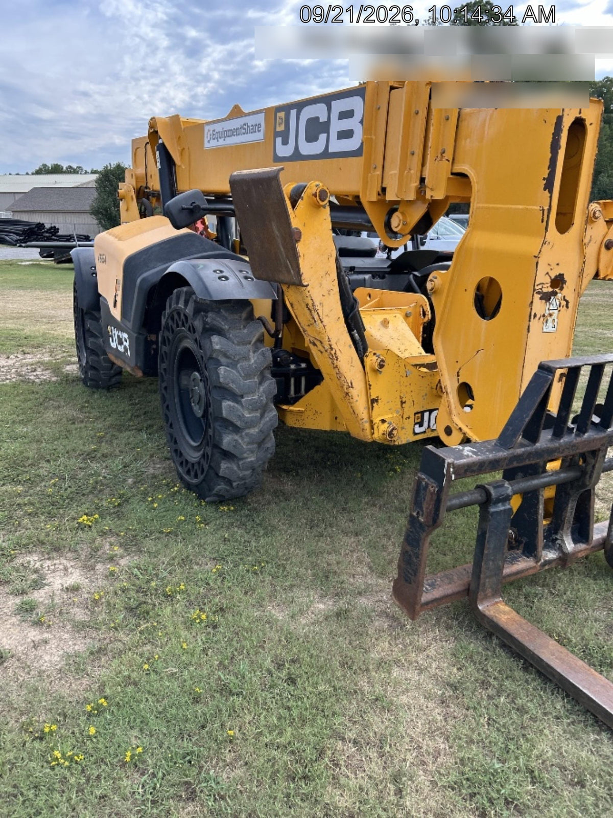 2019 JCB 510-56 Canopy, 74 HP, Solid Tires, STD Worklight, Beacon, Aux Hydraulics, Lifting Eye, Back up Alarm w/66" Carriage/60" Forks