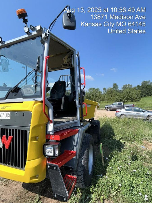 2025 WACKER NEUSON DV605 Cab Turf Tires