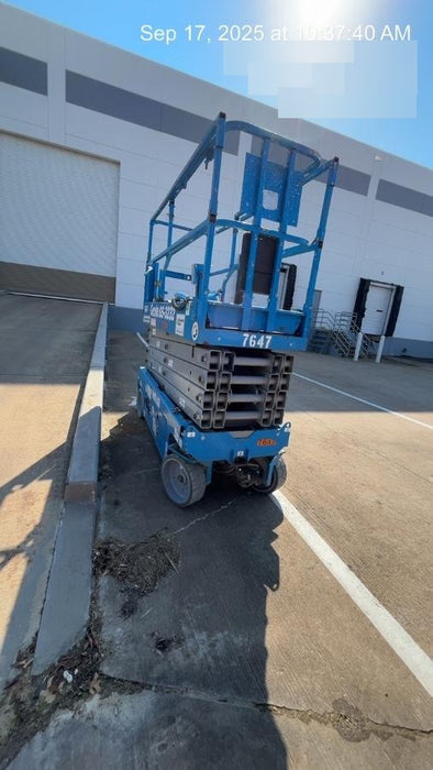 2017 Genie GS-3232 Genie GS3232 Lift w/Folding Rails and Swing Gate