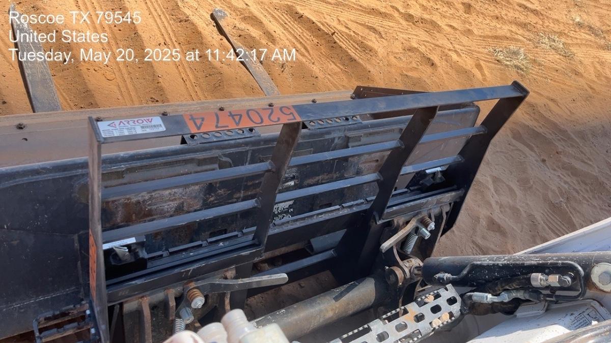 2025 ARROW MATERIAL HANDLING F5100CB - 72"