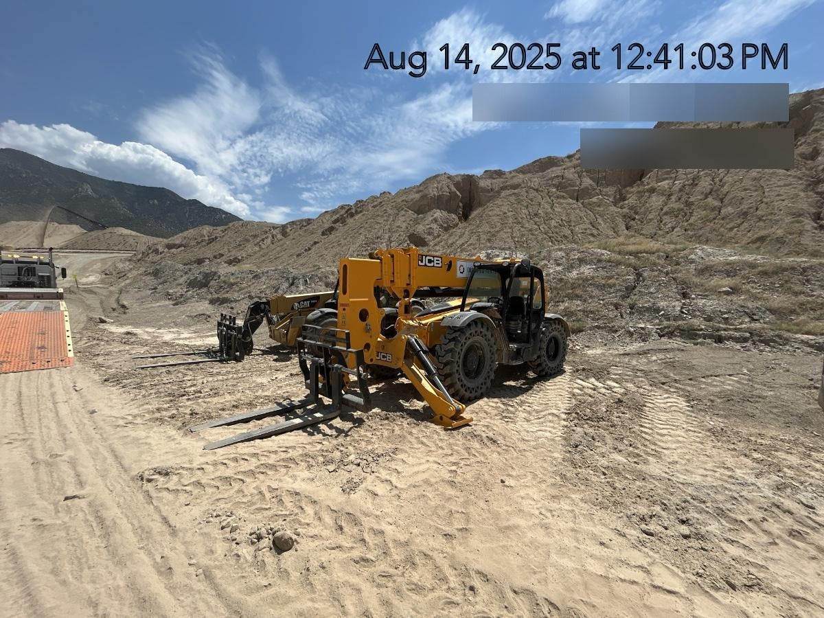 2023 JCB 510-56