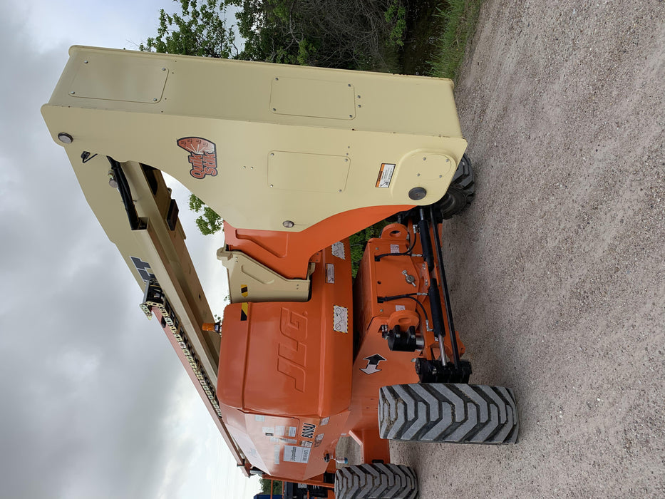 2019 JLG 800AJ
