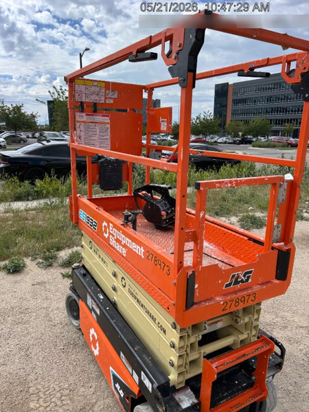 2022 JLG ES1932