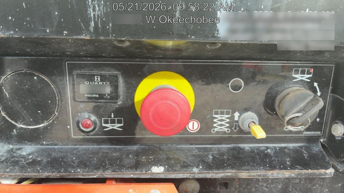 2022 JLG R3246
