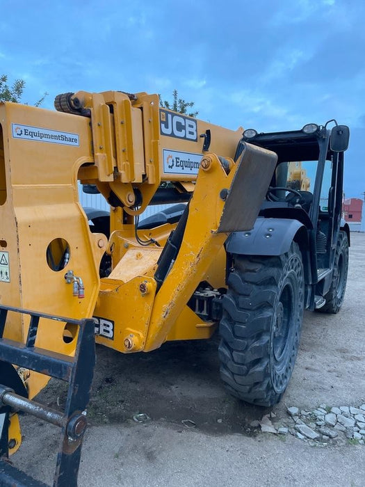 2019 JCB 510-56 74 HP w/Open ROPS, Beacon, Aux Hydraulics, Worklights, Solid Tires w/60" Carriage/Forks
