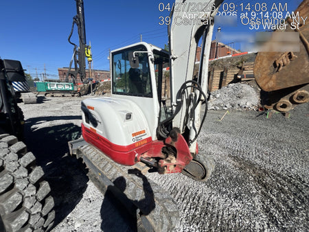 2020 TAKEUCHI TB250-2C