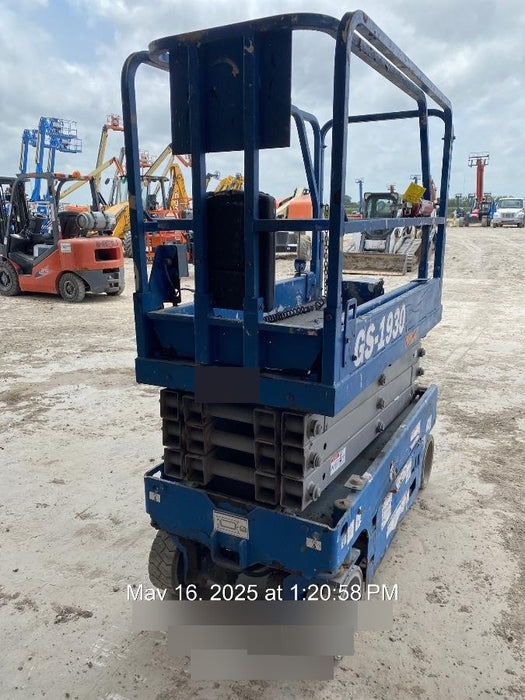 2018 Genie GS-1930 Genie GS-1930 Scissor Lift w/Standard Options