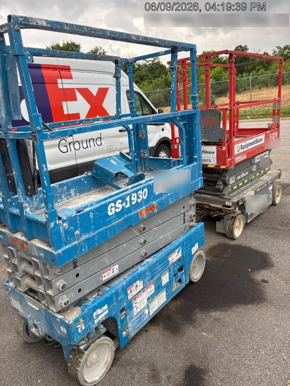 2020 Genie GS-1930 Solid Non Marking Tires, Beacon, Folding rails with half height swing gate