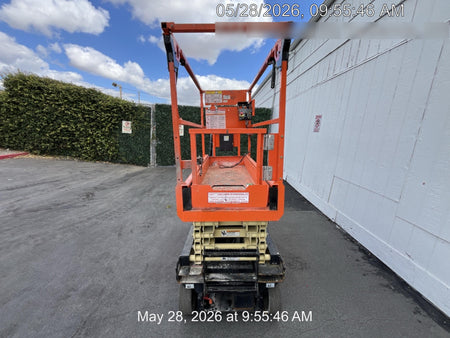 2024 JLG ES1932