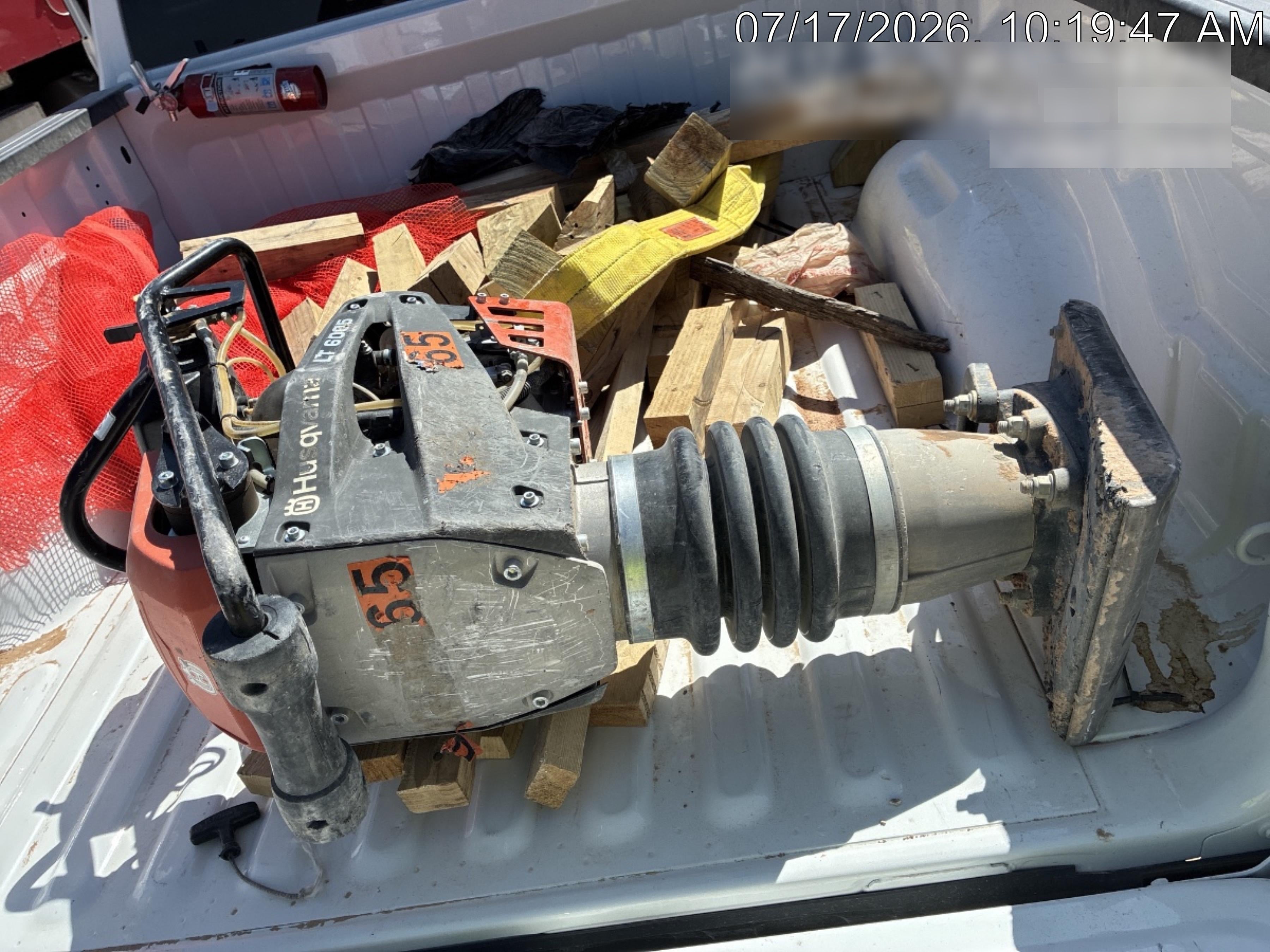 2025 HUSQVARNA LT6005