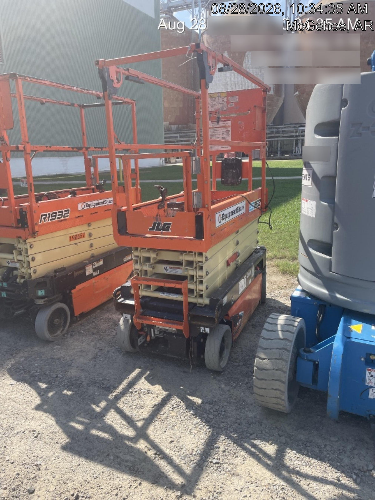 2021 JLG ES1932