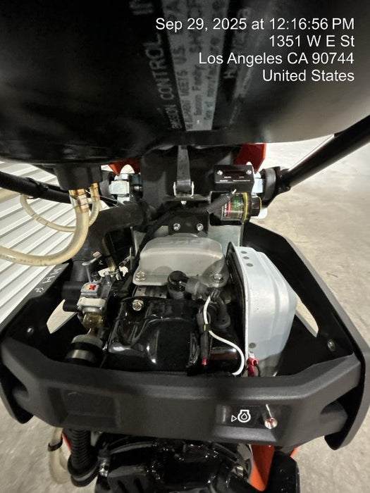 2025 HUSQVARNA LT6005