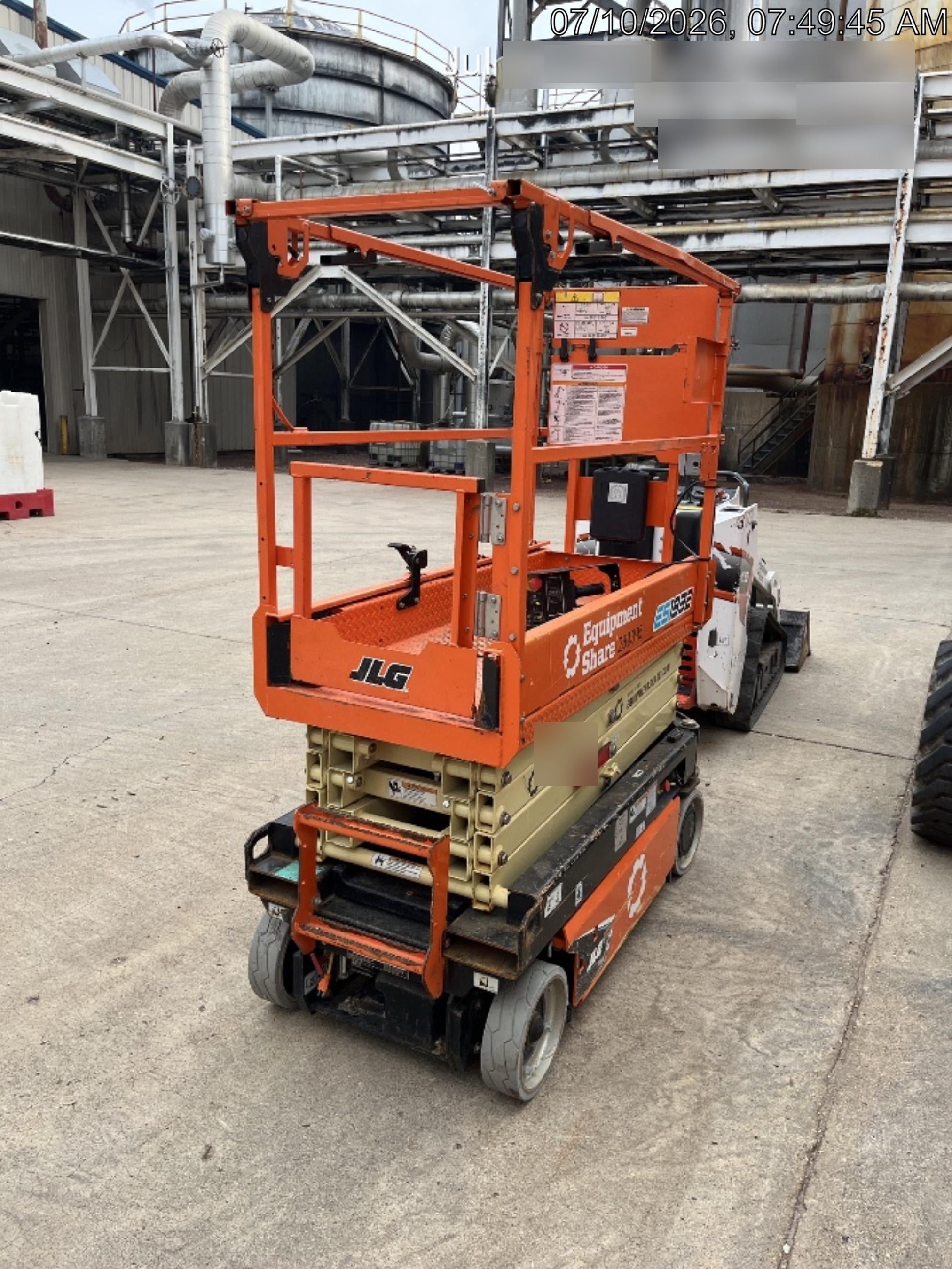 2022 JLG ES1932